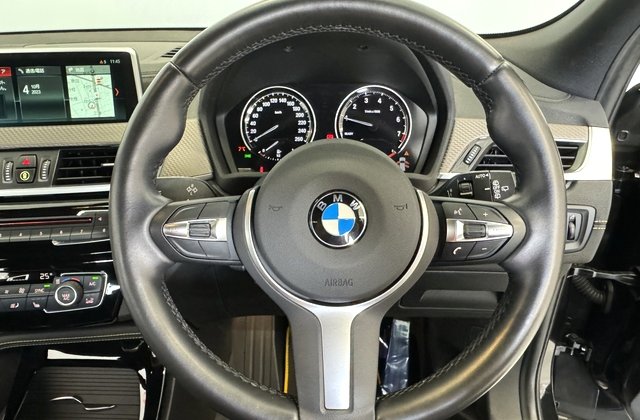 BMWX2s Drive 18i MスポーツX